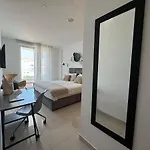 Nestsea Your Luxury Retreat Апартаменты