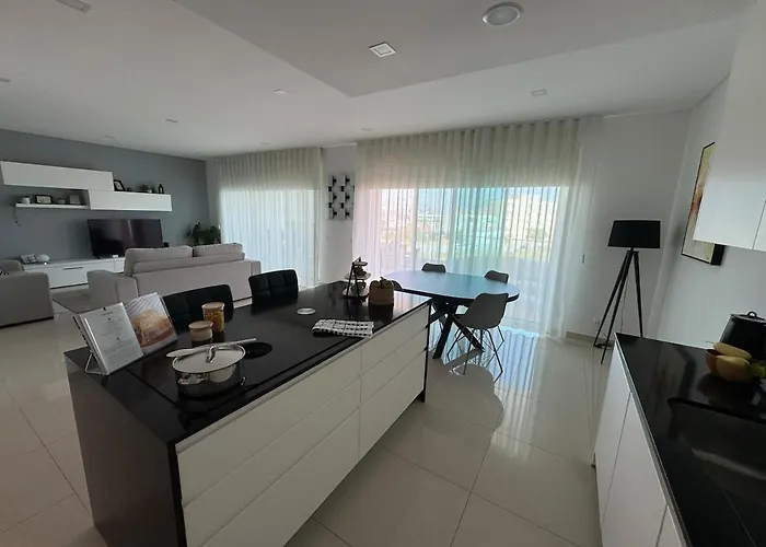 アパート Nestsea Your Luxury Retreat