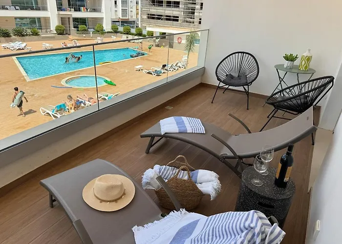 Nestsea Your Luxury Retreat *