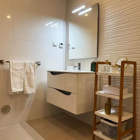 Nestsea Your Luxury Retreat 라고스