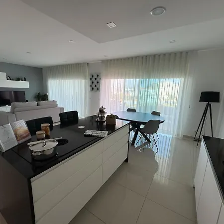 아파트 Nestsea Your Luxury Retreat