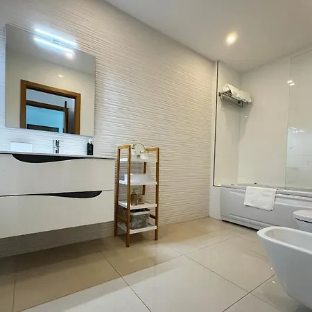 Apartament Nestsea Your Luxury Retreat *